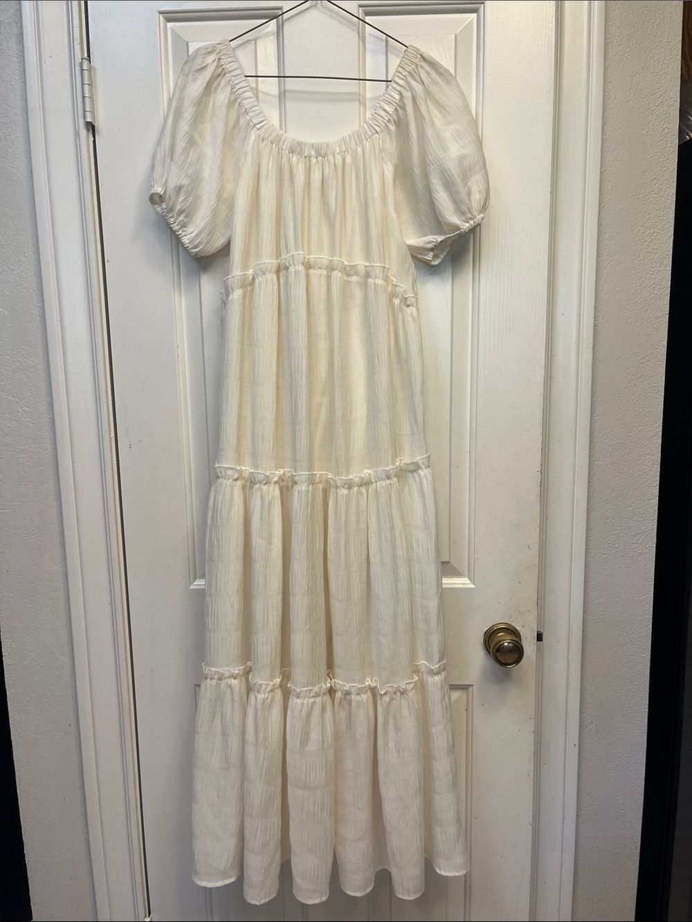 Umgee Cream Tiered Maxi Dress with Puff Sleeves S NWOT